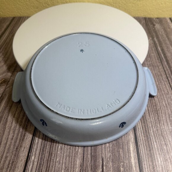 Vintage DRU Holland Blue Tulips Enameled Round Baking Dish Rare #25 w2 Handles - Picture 6 of 9